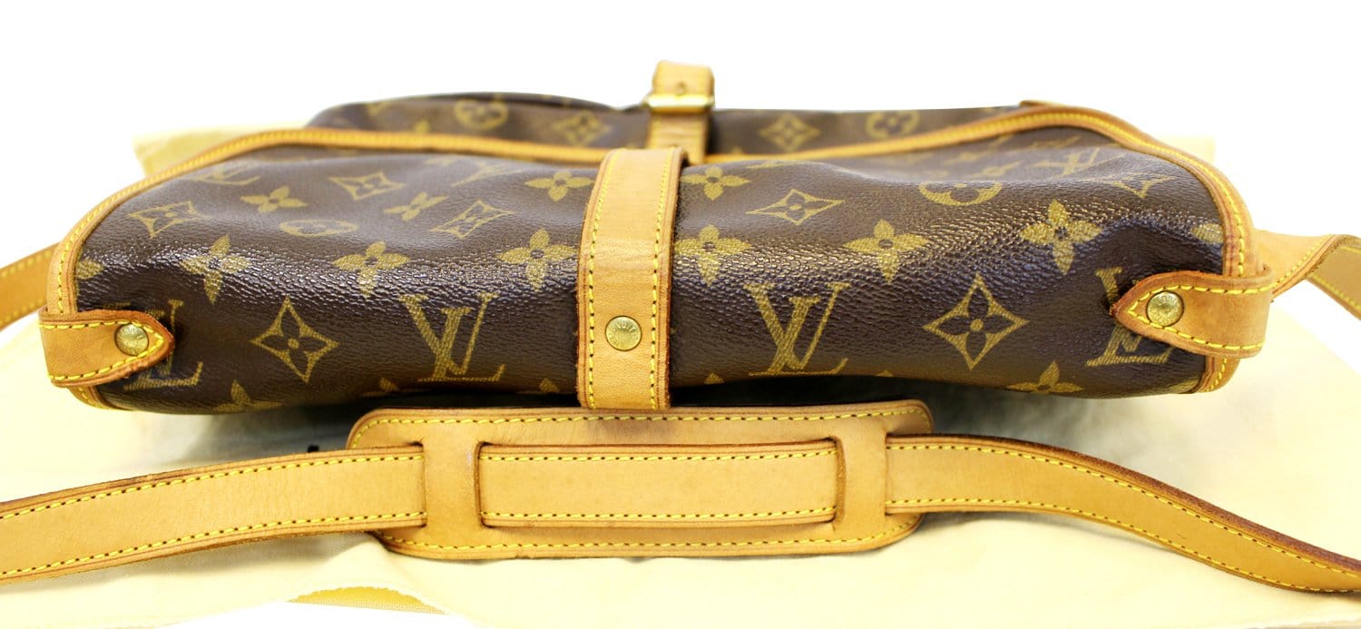 Louis Vuitton, Saumur 30, bag. - Bukowskis