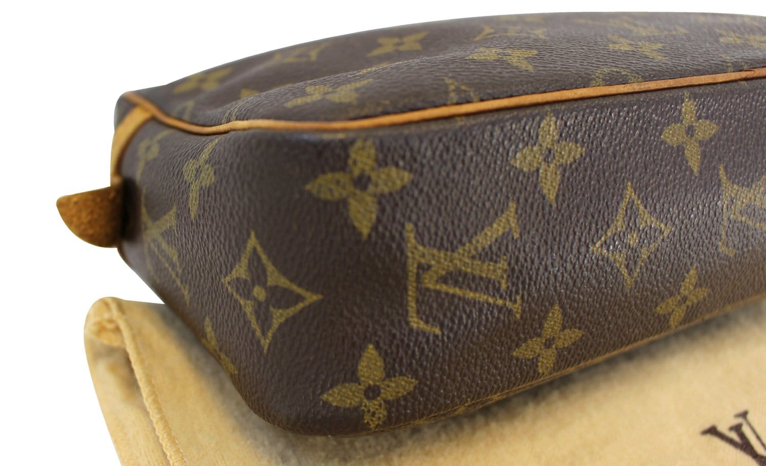Compiegne 23 cloth vanity case Louis Vuitton Brown in Fabric - 35196203