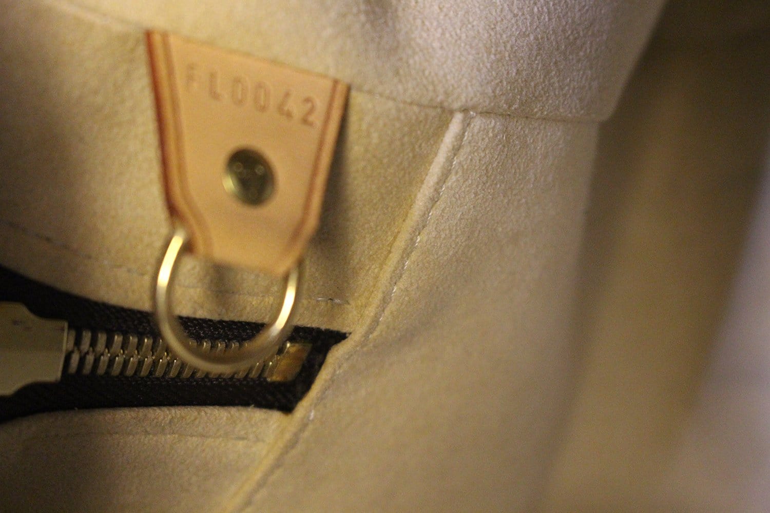 Louis Vuitton Cite 手袋2022 新版復刻回歸！新舊Vintage 款有何分別