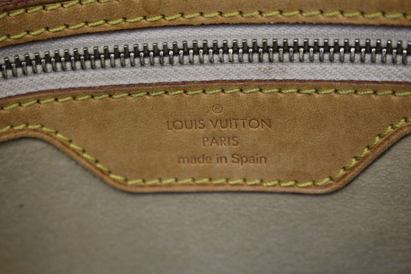 Louis Vuitton Damier Azur Hampstead MM Shoulder Bag - lv logo