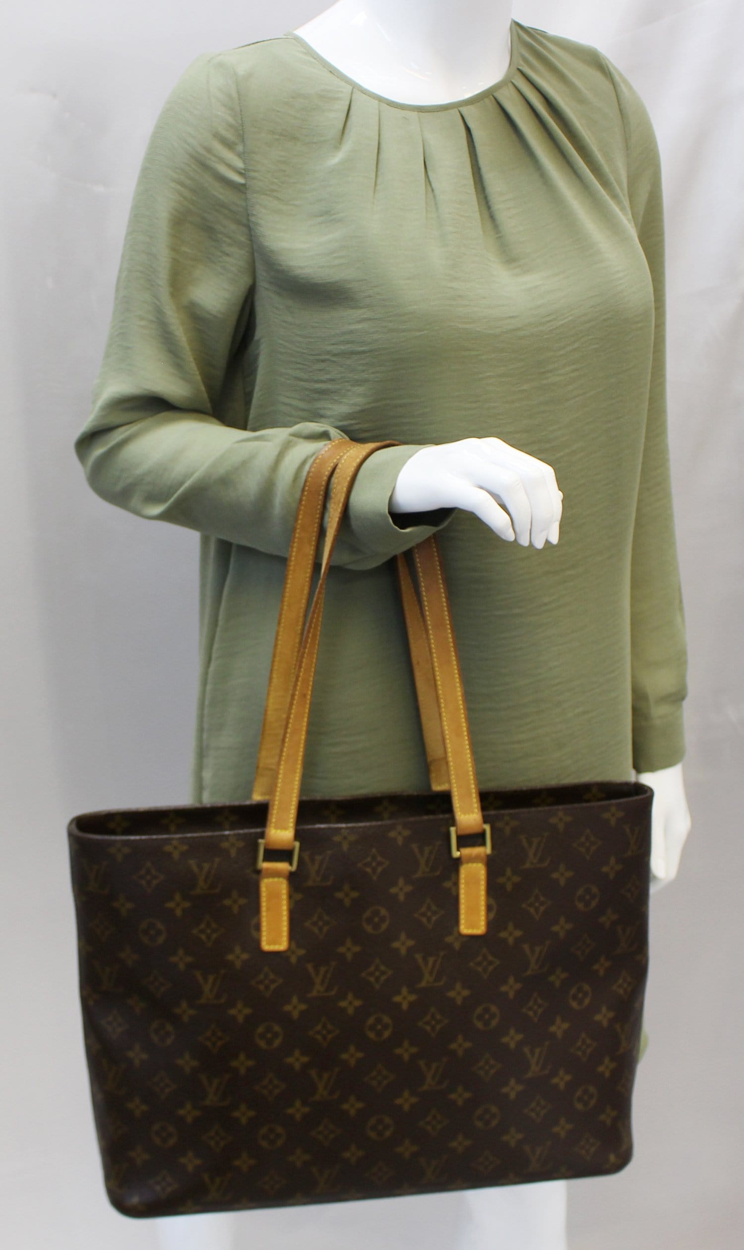 LOUIS VUITTON Luco Used Tote Shoulder Bag Monogram Leather M51155
