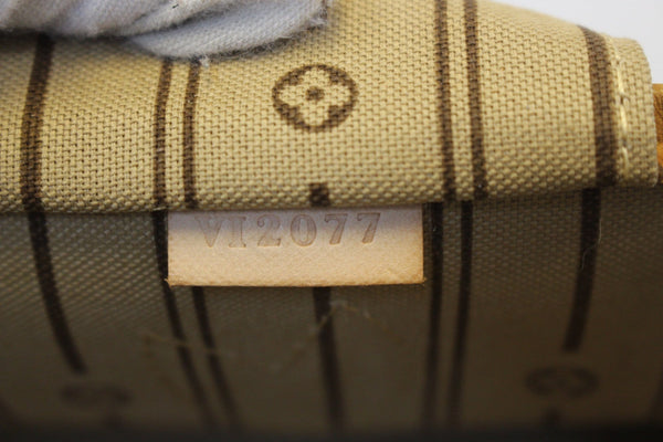 LOUIS VUITTON Monogram Canvas Neverfull PM Tote Shoulder Bag