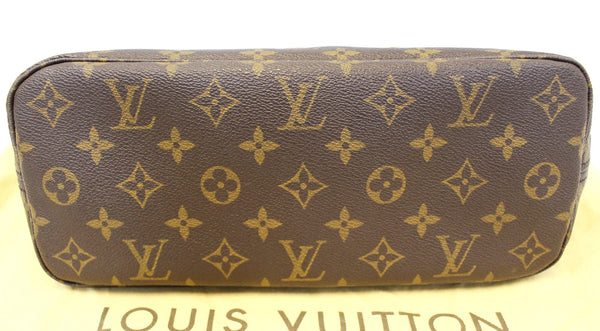 LOUIS VUITTON Monogram Canvas Neverfull PM Tote Shoulder Bag