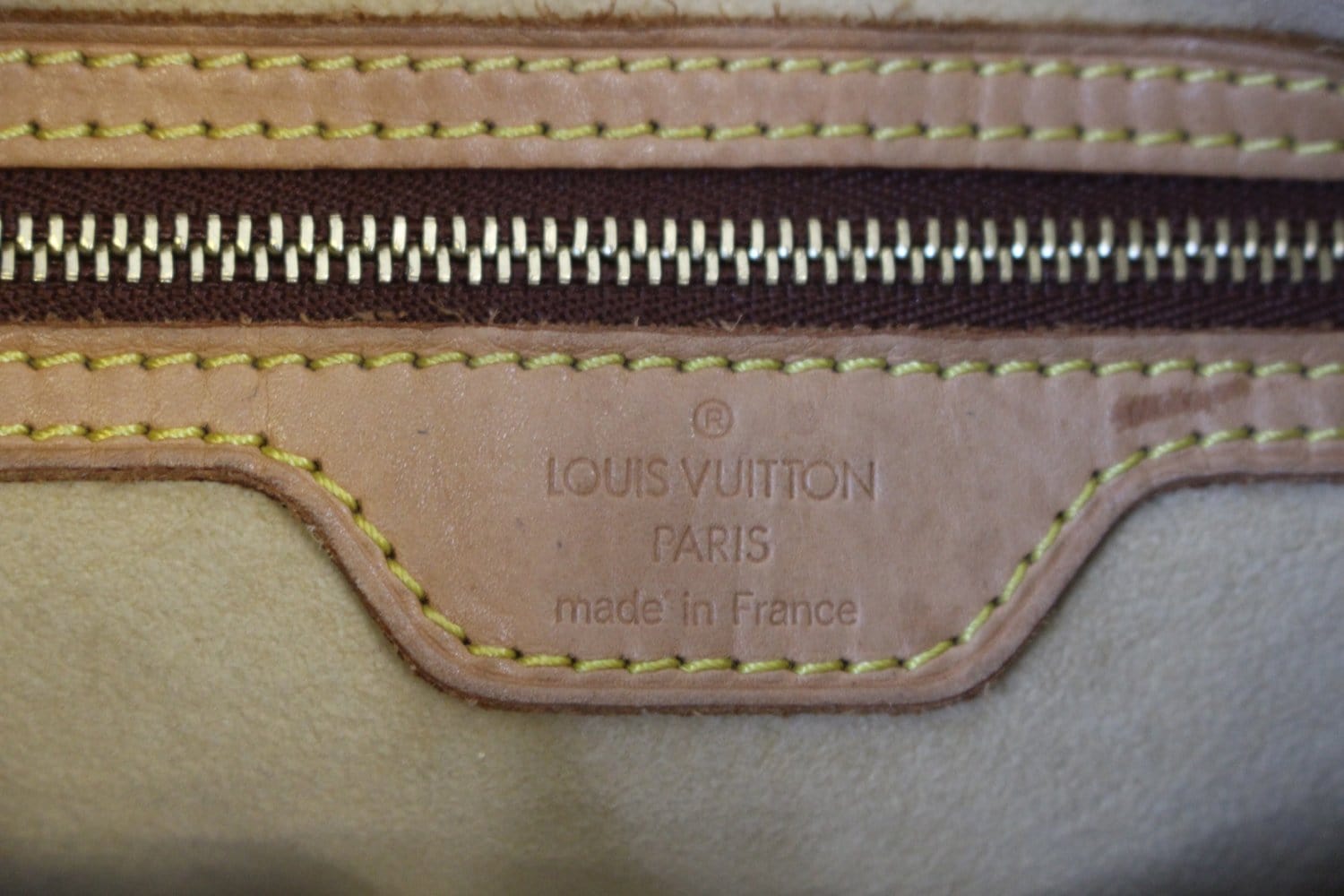 Louis Vuitton Looping Monogram Canvas GM – Luxe Collective