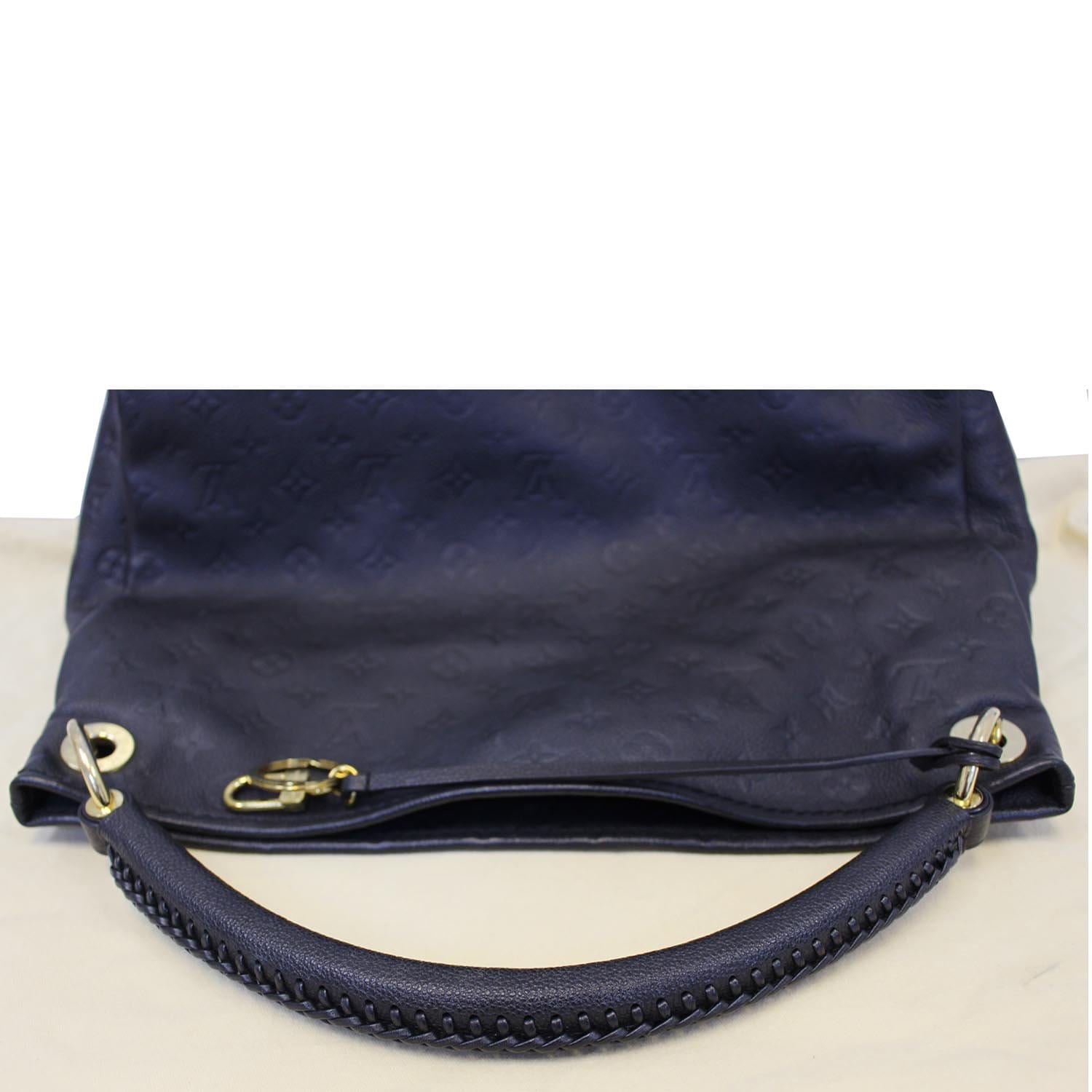 Artsy leather handbag Louis Vuitton Black in Leather - 34619213