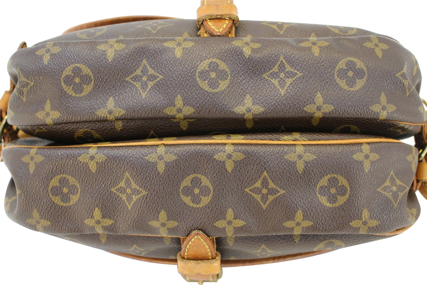 Louis Vuitton Monogram Saumur 25 - Brown Crossbody Bags, Handbags -  LOU465532