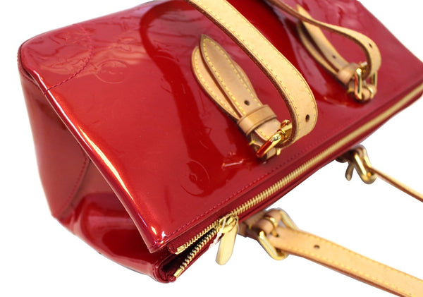 LOUIS VUITTON Monogram Vernis Rosewood Pomme D Amour Shoulder Bag