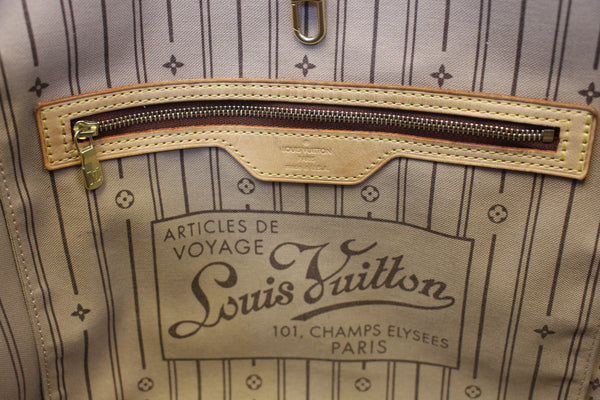 LOUIS VUITTON Monogram Neverfull MM Tote Shoulder Bag