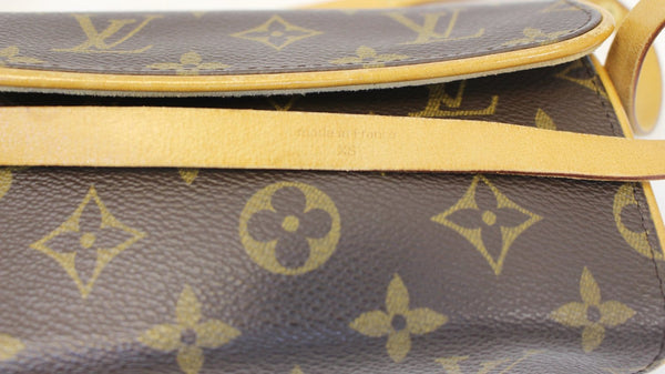 LOUIS VUITTON Monogram Canvas Pochette Florentine Waist Bag