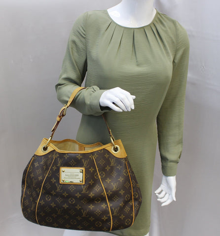 LOUIS VUITTON Monogram Galliera PM Shoulder Bag