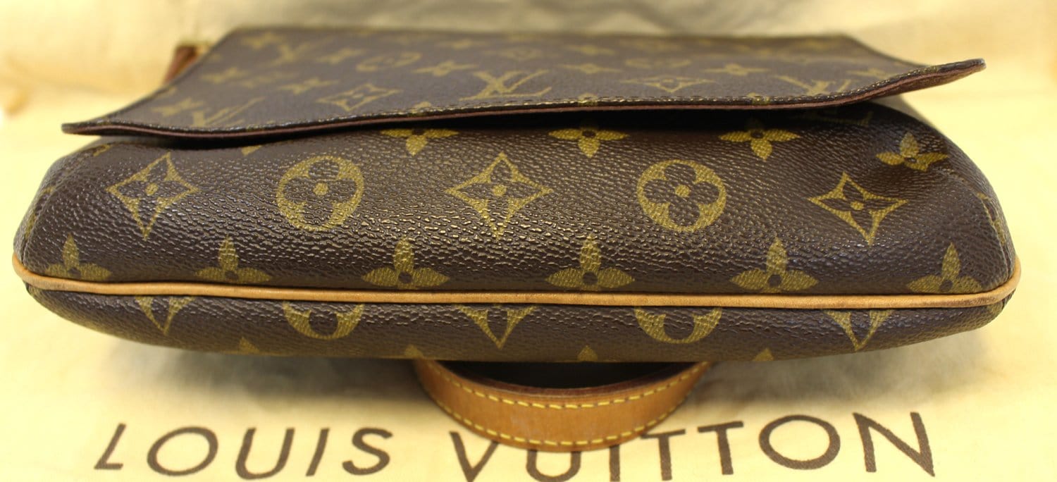Pre-Owned Louis Vuitton Musette Tango Short Strap Monogram 