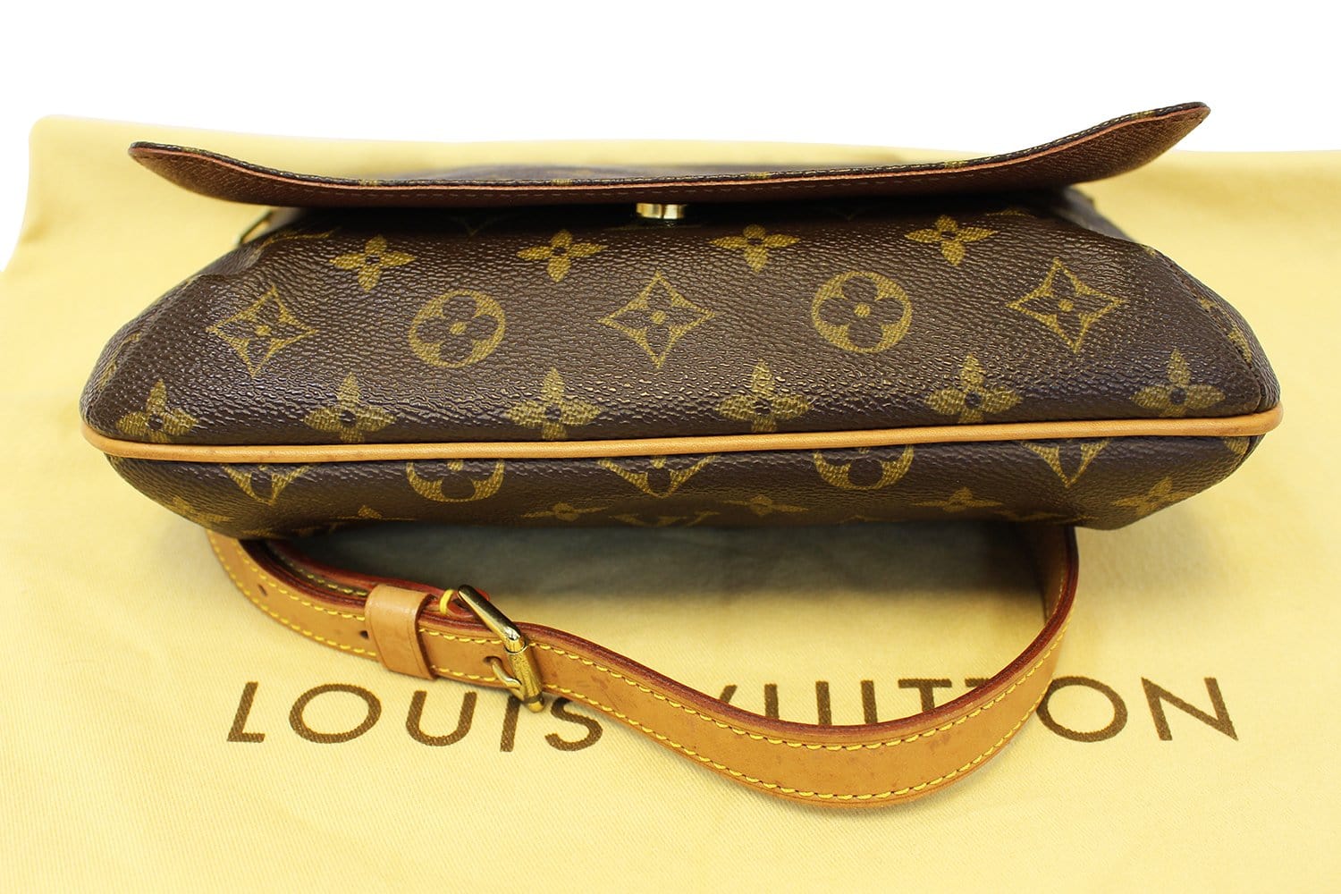 Pre-Owned Louis Vuitton Musette Tango Short Strap - 21332612