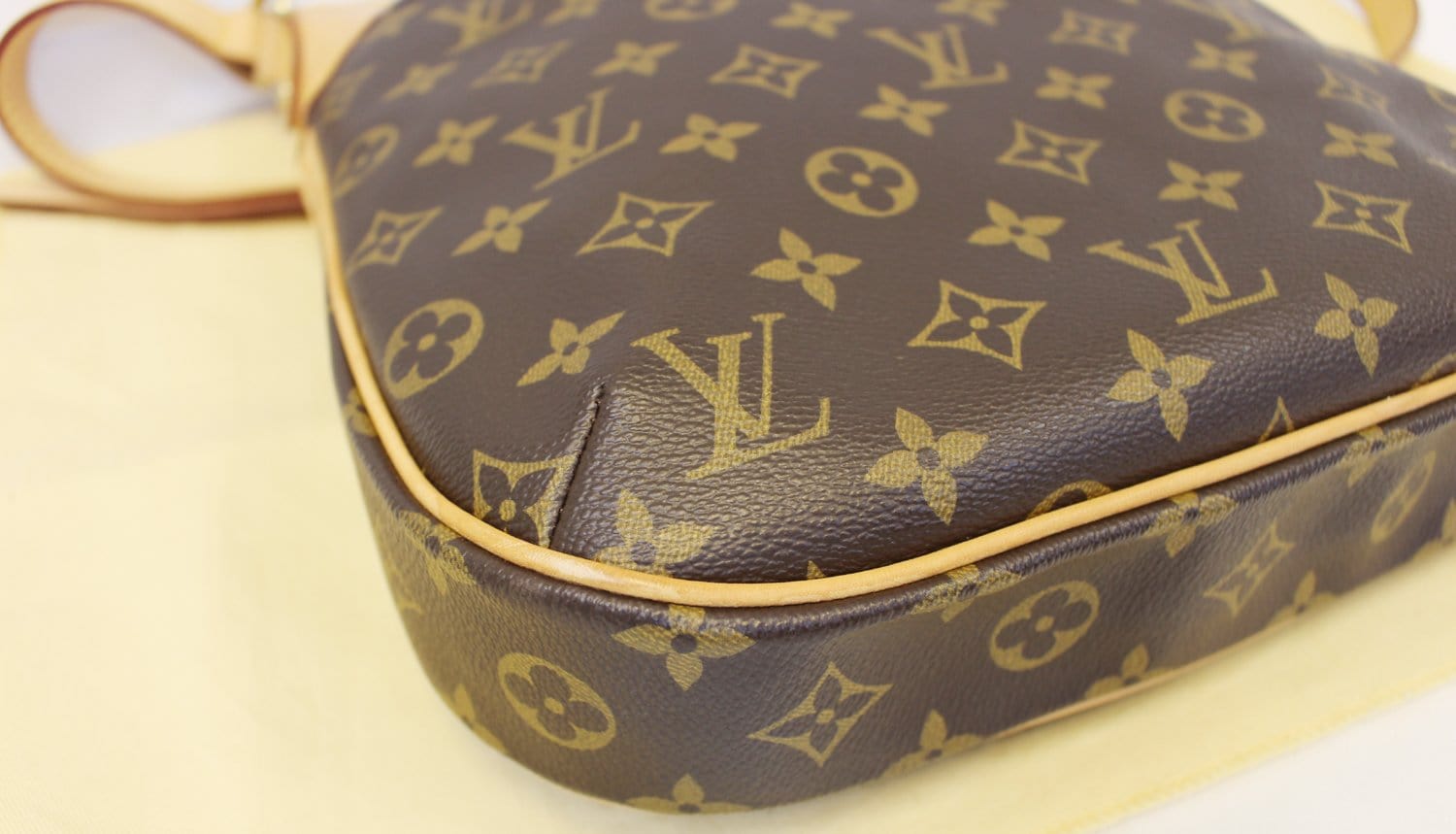 Pre-owned LV Odeon Monogram Canvas MM 215155/2
