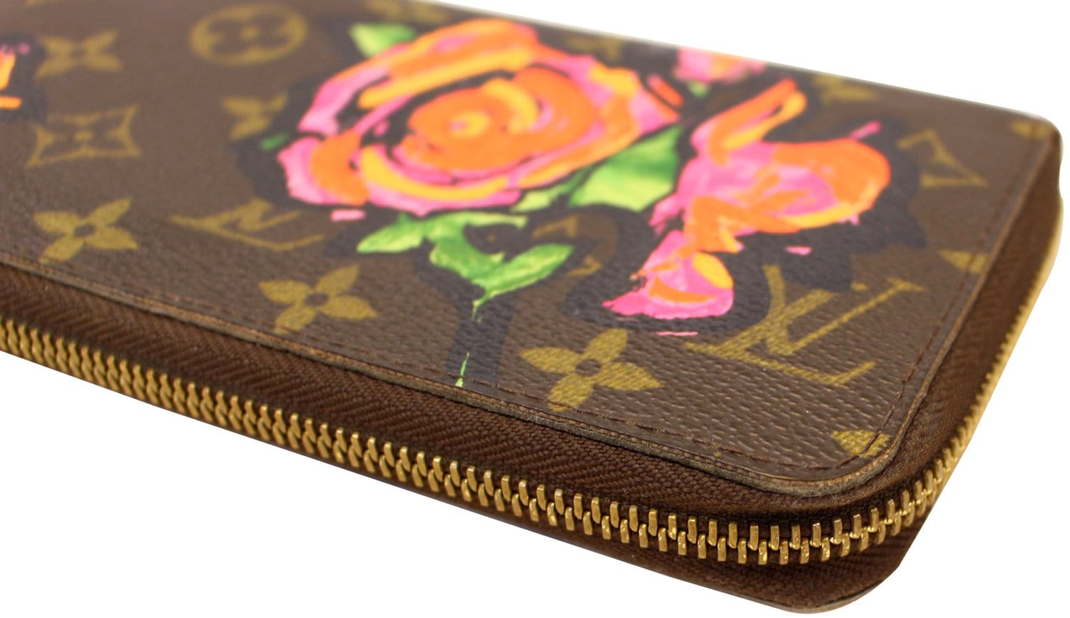 Louis Vuitton Limited Edition Monogram Roses Zippy Wallet (SHF-15275) –  LuxeDH