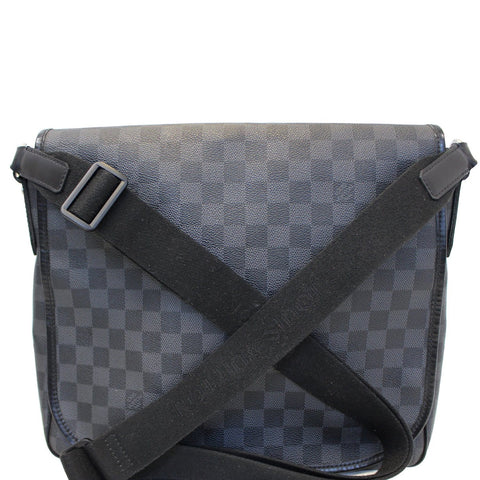 LOUIS VUITTON Daniel MM Damier Graphite  Messenger Bag