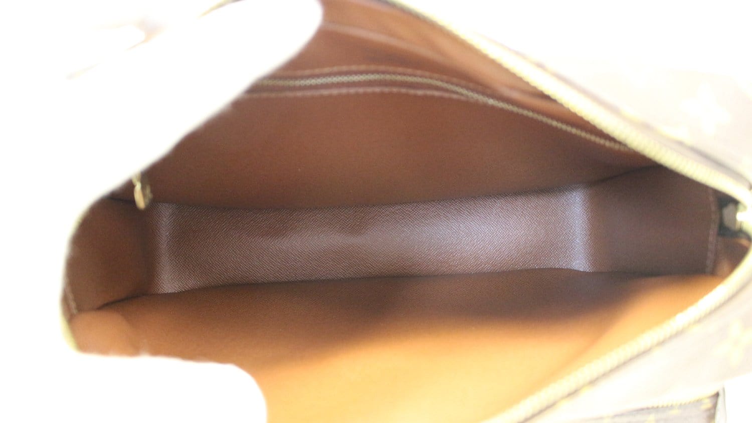 Louis Vuitton Nile Cross Body Shoulder Bag Ar2191 Purse Monogram