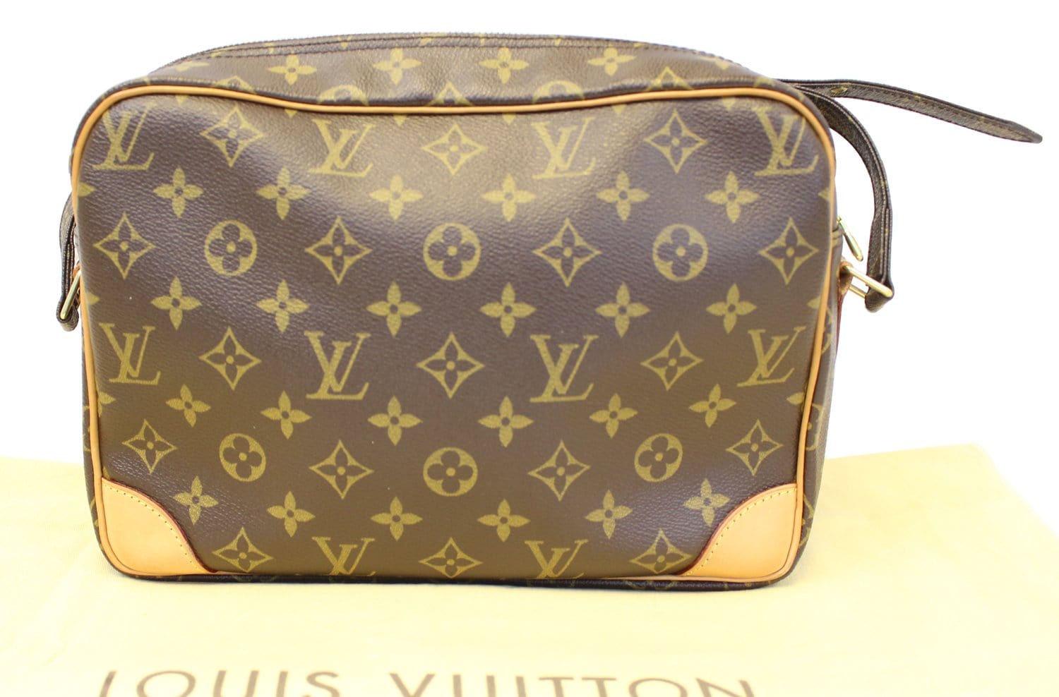 LV Monogram nile Crossbody, Women's Fashion, Bags & Wallets, Purses &  Pouches on Carousell