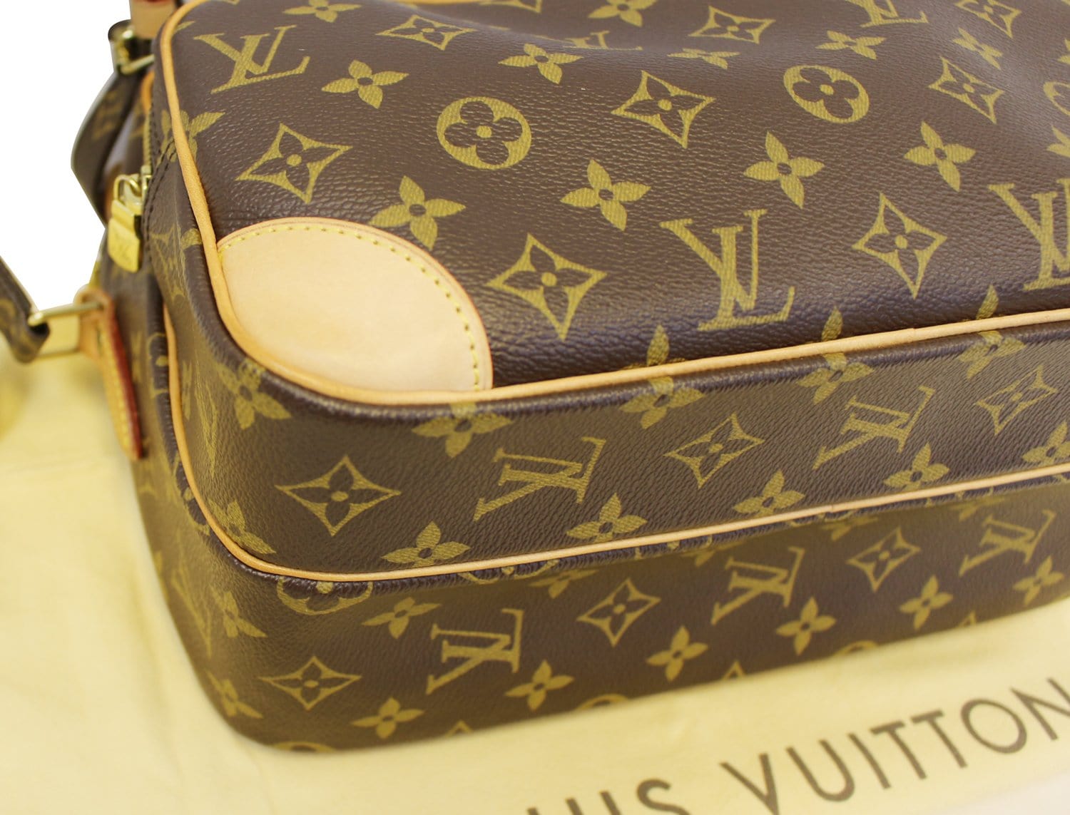 Louis Vuitton LV Nile Monogram Crossbody Leather Canvas Bag Purse