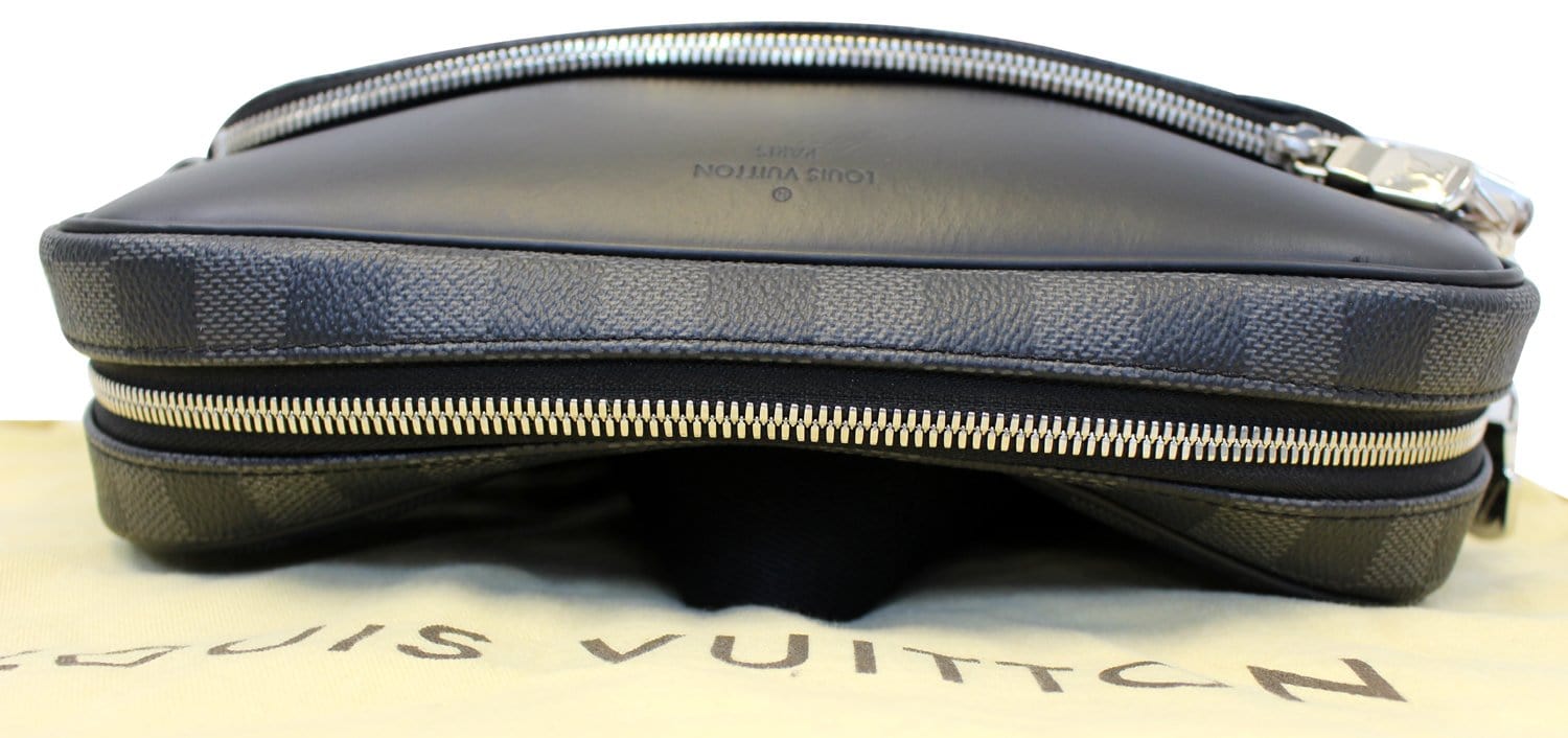 Louis Vuitton Damier Graphite Canvas Dayton Reporter PM Crossbody Bag -  Yoogi's Closet