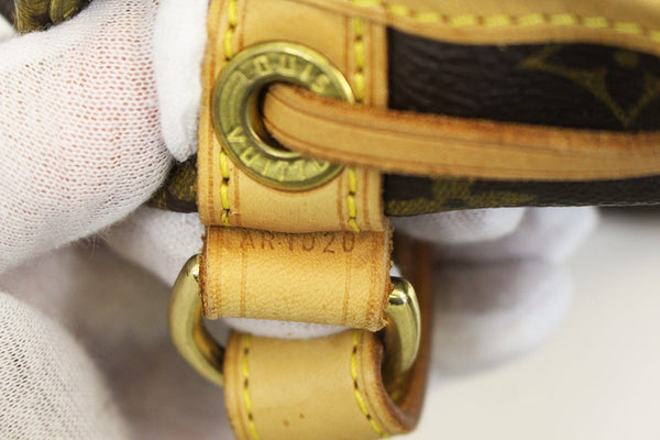 LOUIS VUITTON Pre Owned Monogram Canvas Noe Large Shoulder Bag