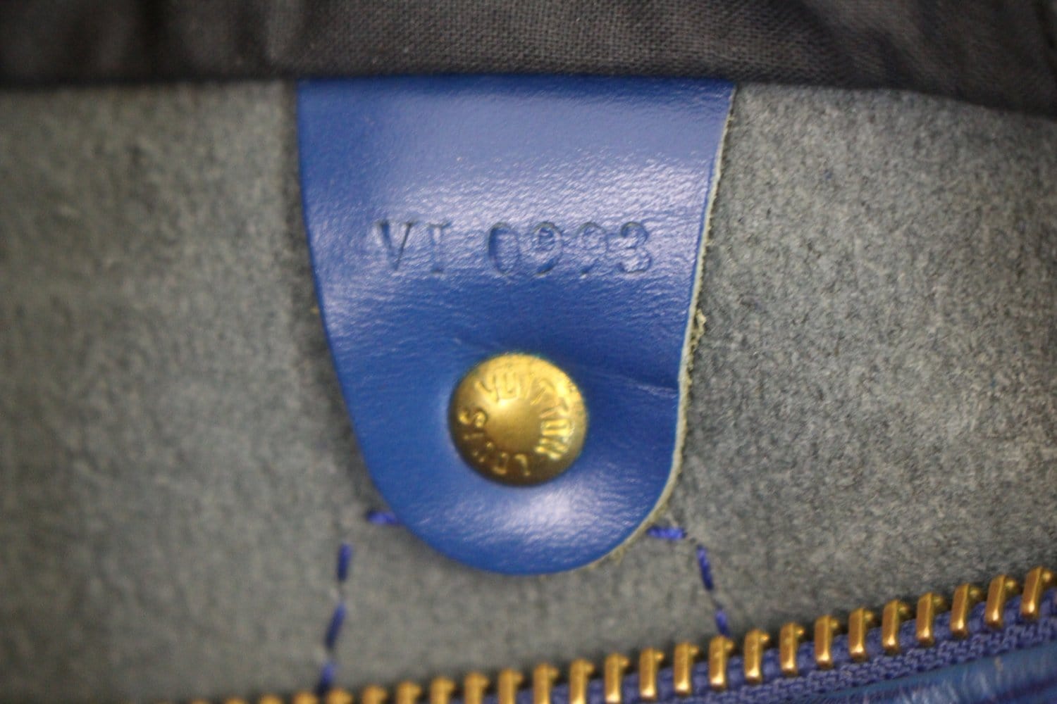 Louis Vuitton ○ 25Cm Blue Epi Speedy