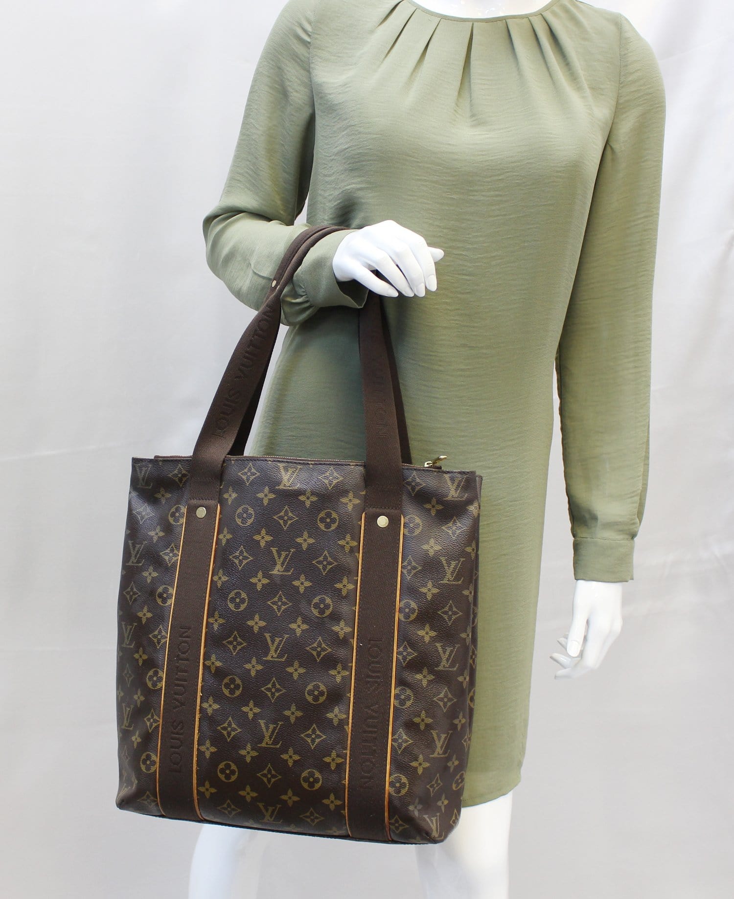 Louis Vuitton Monceau 28 Monogram Canvas Bag ○ Labellov ○ Buy