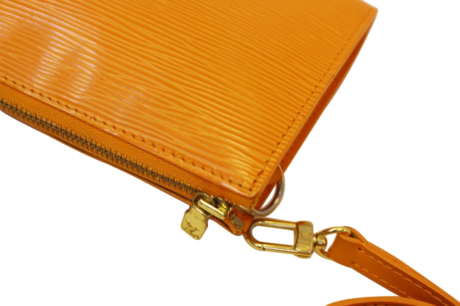 Louis-Vuitton-Epi-Pochette-Accessoires-Pouch-Zipang-Gold-M52948