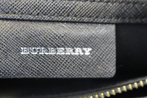Authentic BURBERRY Women Check Plaid Jacquard Shoulder Bag -  logo
