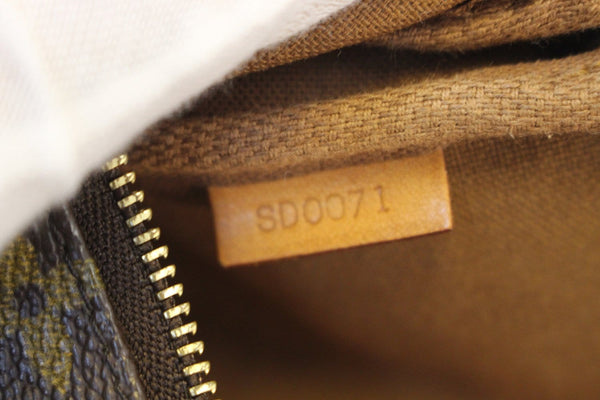 LOUIS VUITTON Monogram Pochette Accessoires Long Strap TT1496