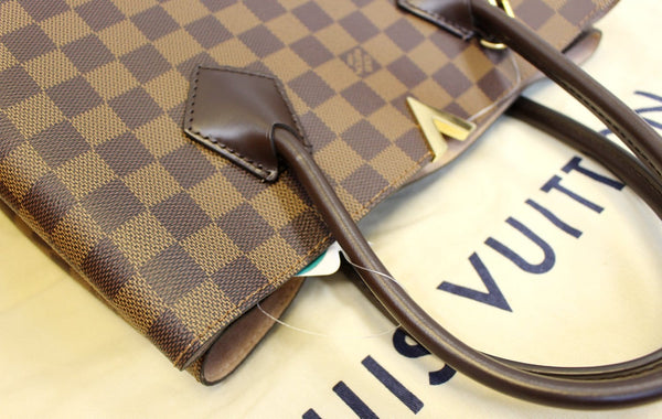 LOUIS VUITTON Damier Ebene Kensington Shoulder Handbag
