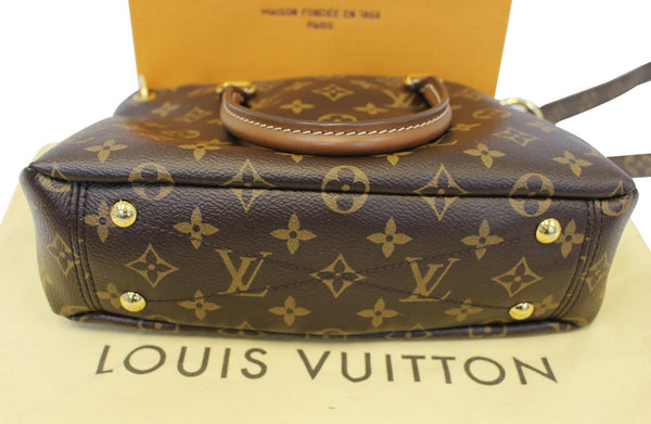 LOUIS VUITTON Monogram Canvas Black Pallas BB Shoulder Crossbody Bag