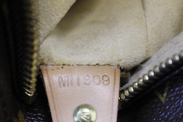 LOUIS VUITTON Monogram Canvas Looping GM Brown Shoulder Bag