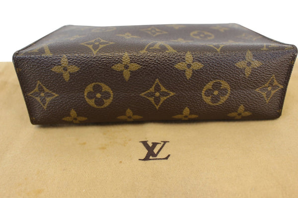 LOUIS VUITTON Monogram Poche Toilette 19 Cosmetics Pouch
