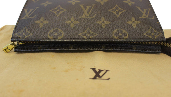 LOUIS VUITTON Monogram Poche Toilette 19 Cosmetics Pouch