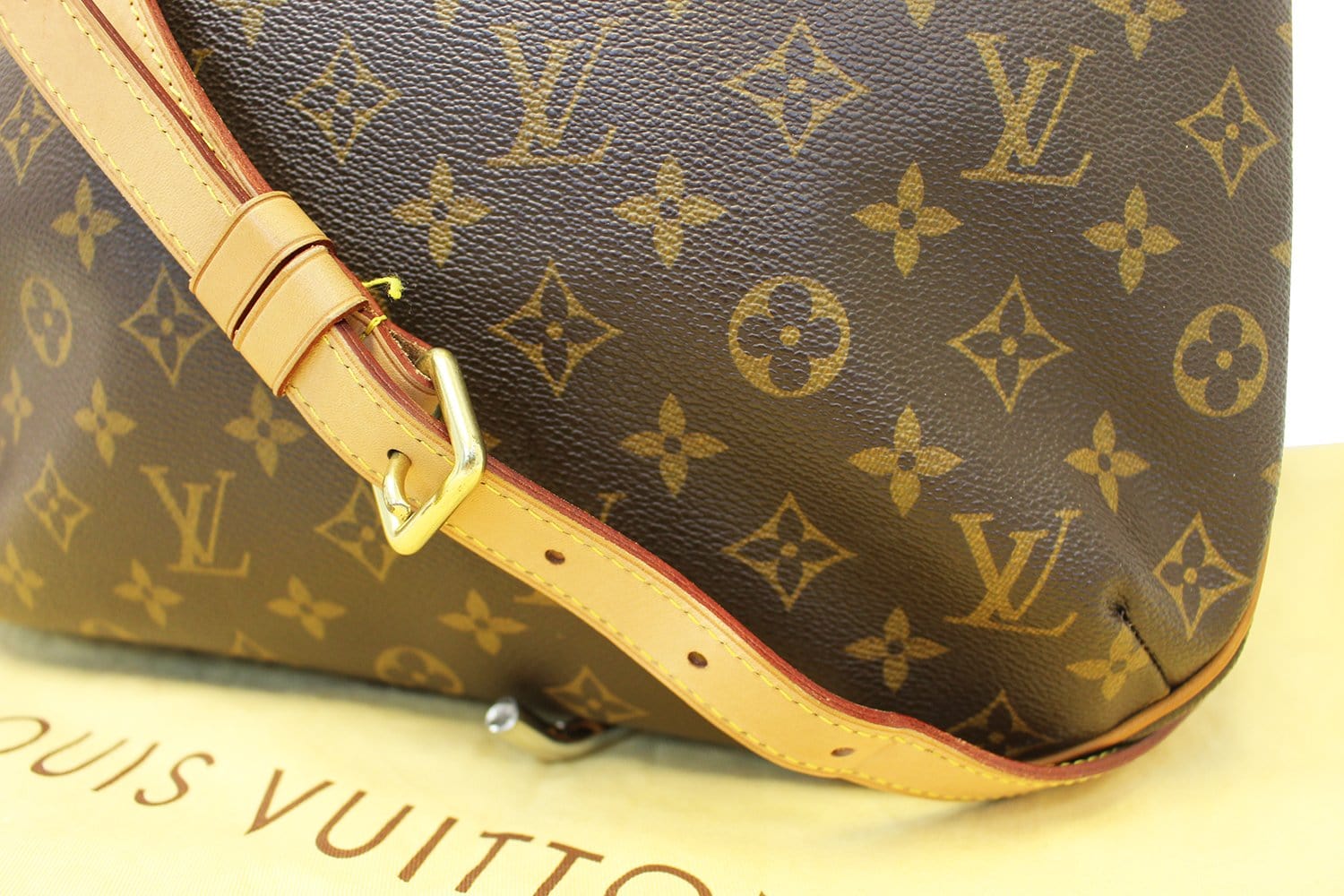 Louis Vuitton Monogram Odeon GM Crossbody Bag Leather ref.478501