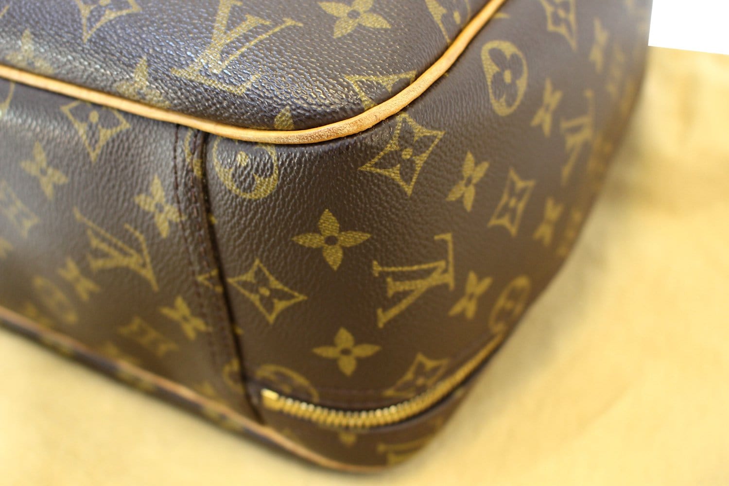 Brown Louis Vuitton Monogram Excursion Bag