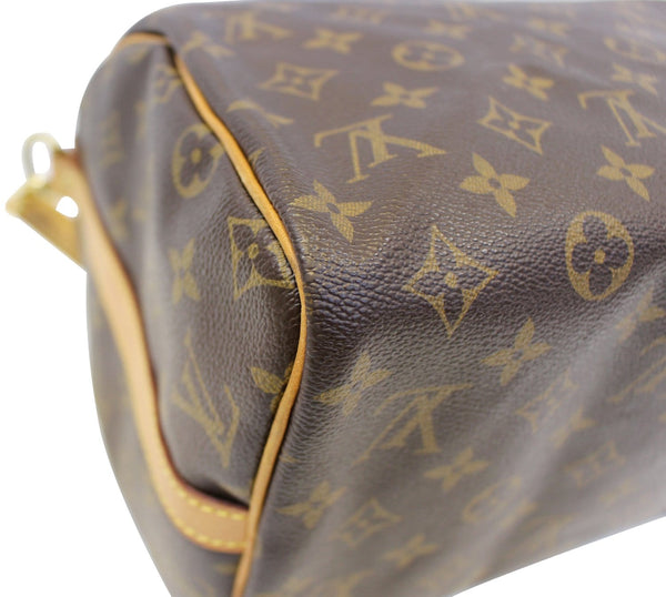 LOUIS VUITTON Monogram Canvas Speedy 30 Bandouliere Satchel Bag