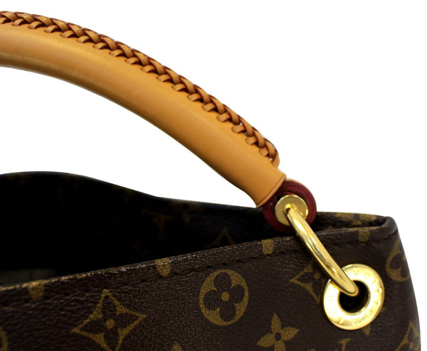 Louis Vuitton Artsy MM Monogram Tote Handbag on sale