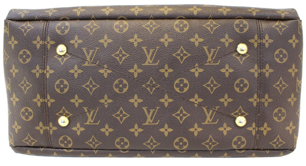 Louis Vuitton Artsy MM Monogram Tote Handbag - bottom view