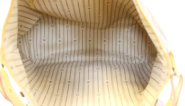 LOUIS VUITTON Monogram Canvas Delightful GM Shoulder Bag