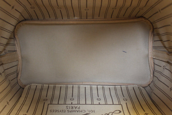 LOUIS VUITTON Monogram Canvas Neverfull MM Tote Shoulder Bag