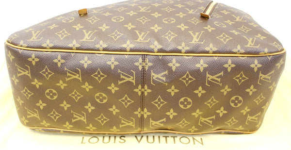 LOUIS VUITTON Monogram Canvas Delightful GM Shoulder Bag