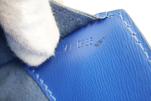LOUIS VUITTON Epi Leather Blue Cluny Shoulder Bag