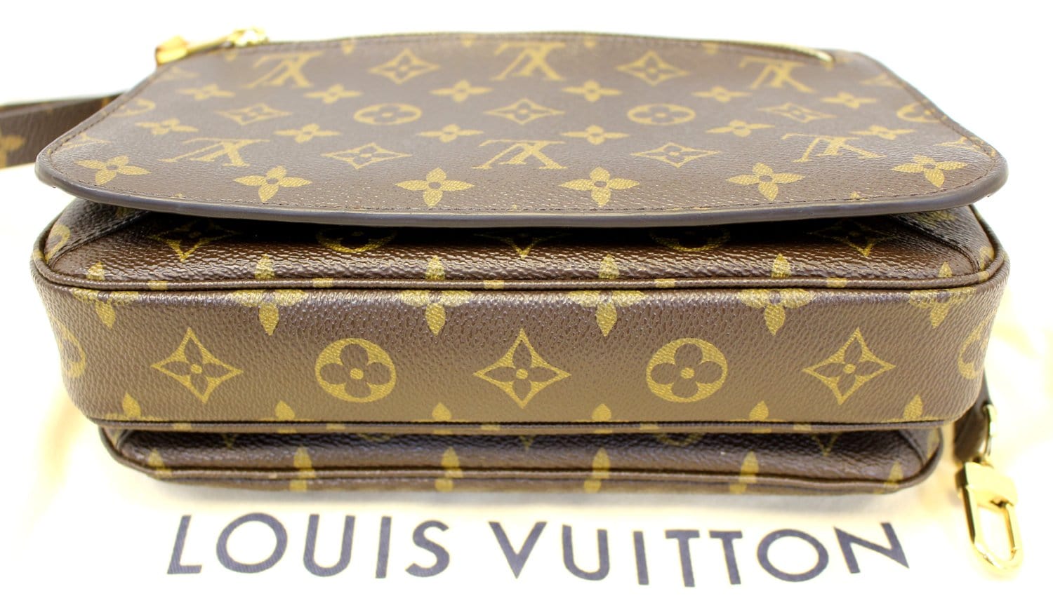 🔥🔥🔥Authentic Louis Vuitton Pochette Metis Monogram Canvas mint
