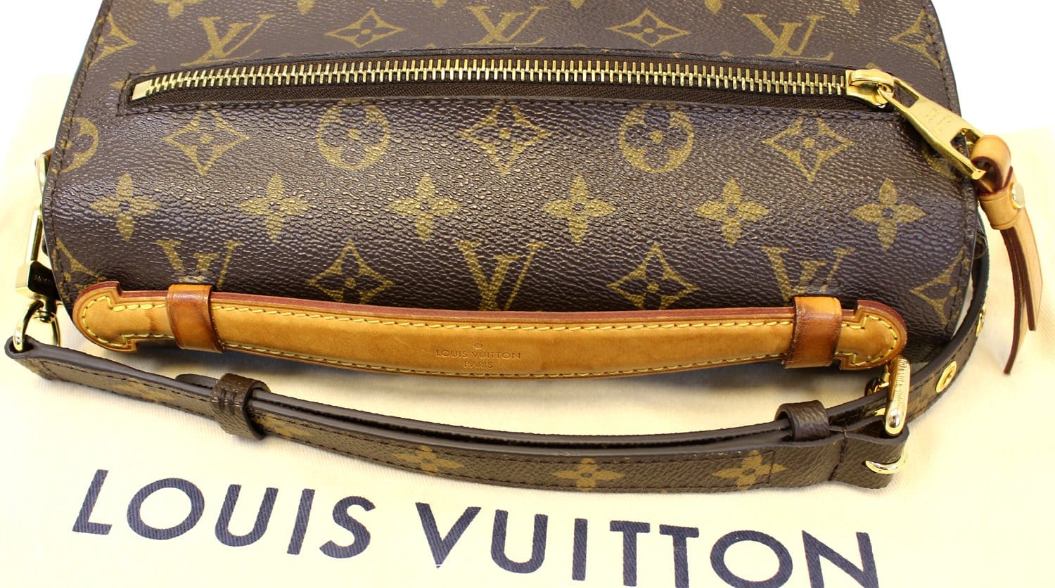 Louis Vuitton Micro Metis Classic Monogram – ＬＯＶＥＬＯＴＳＬＵＸＵＲＹ