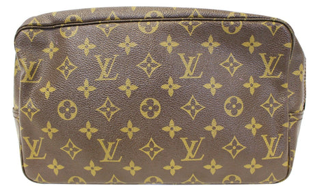 LOUIS VUITTON Monogram Canvas Trousse Toilette 28 Clutch