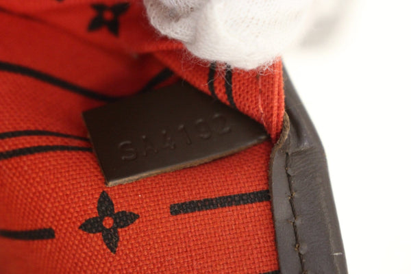 LOUIS VUITTON Damier Ebene Neverfull MM Shoulder Bag