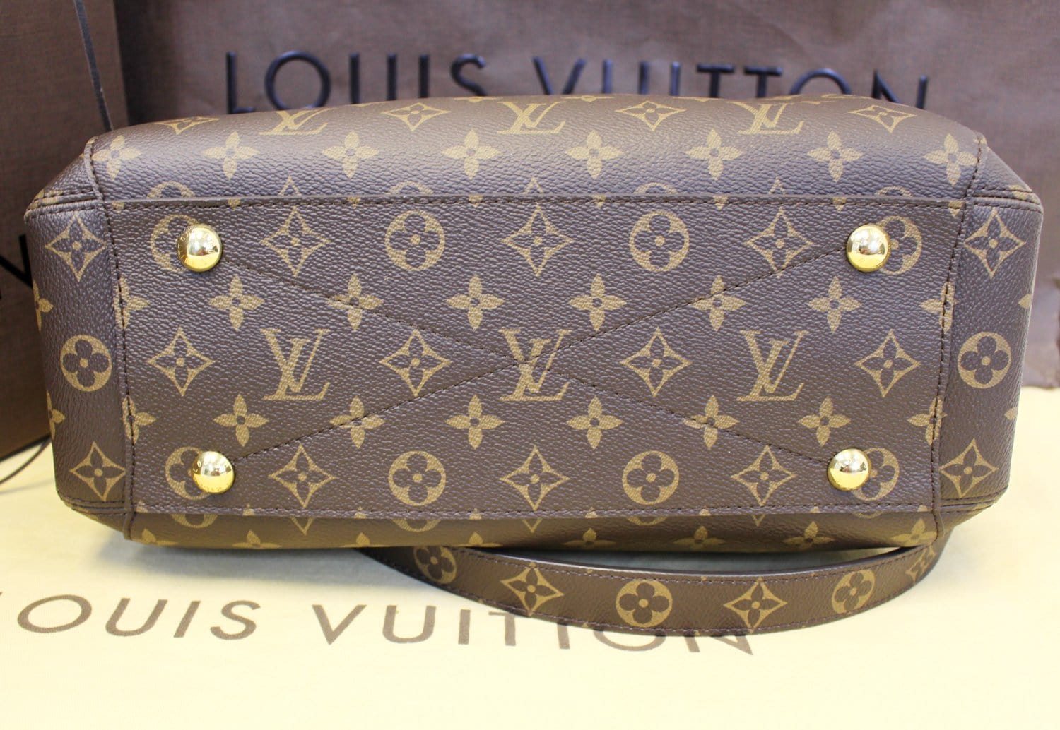 Louis Vuitton 2015 pre-owned Montaigne MM Handbag - Farfetch