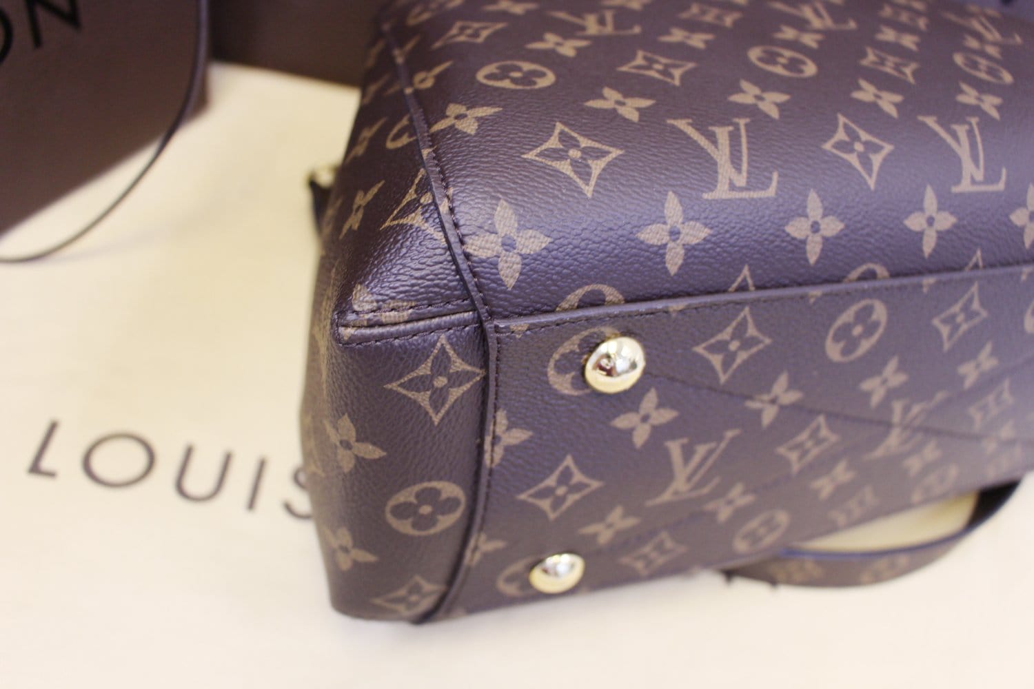 LOUIS VUITTON Shoulder Handbag Monogram Montaigne MM Pre owned