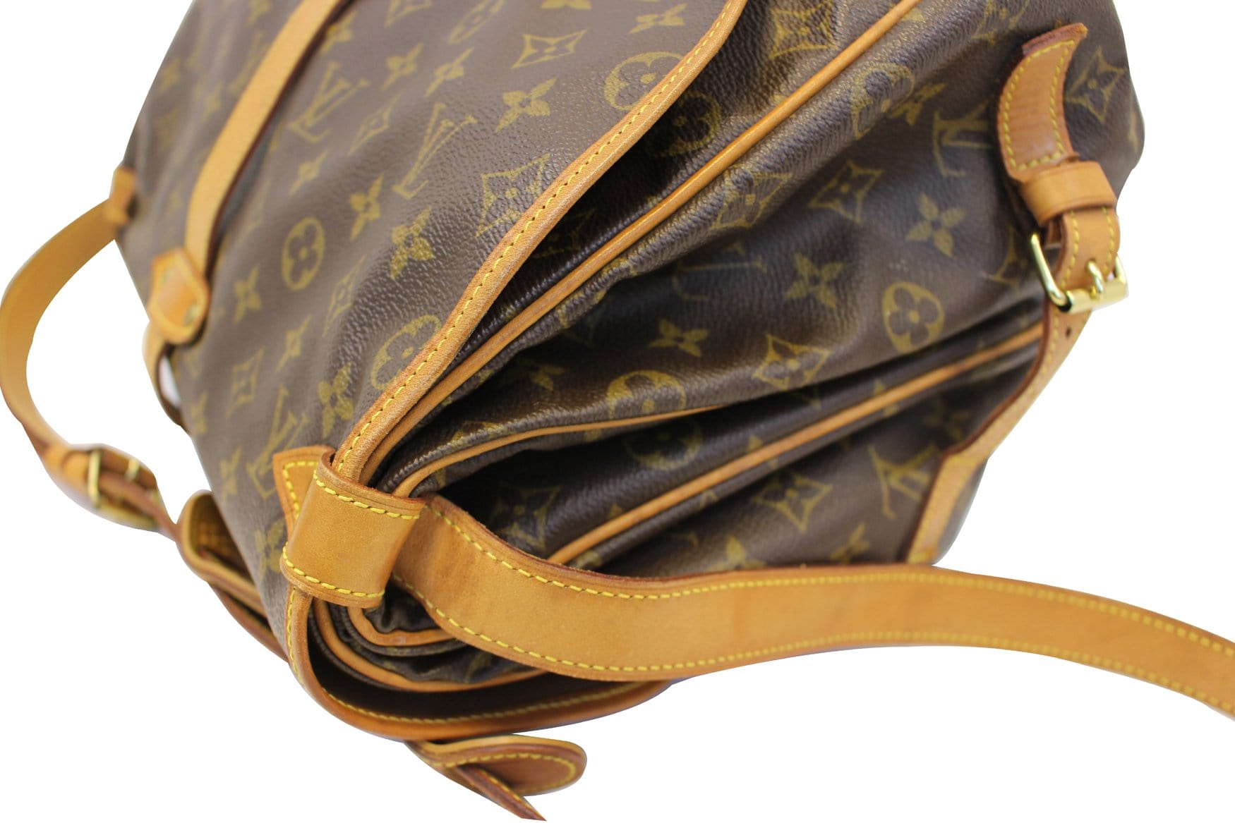 Louis Vuitton Monogram Saumur 35 Crossbody Saddle Messenger Bag 862115 For  Sale at 1stDibs